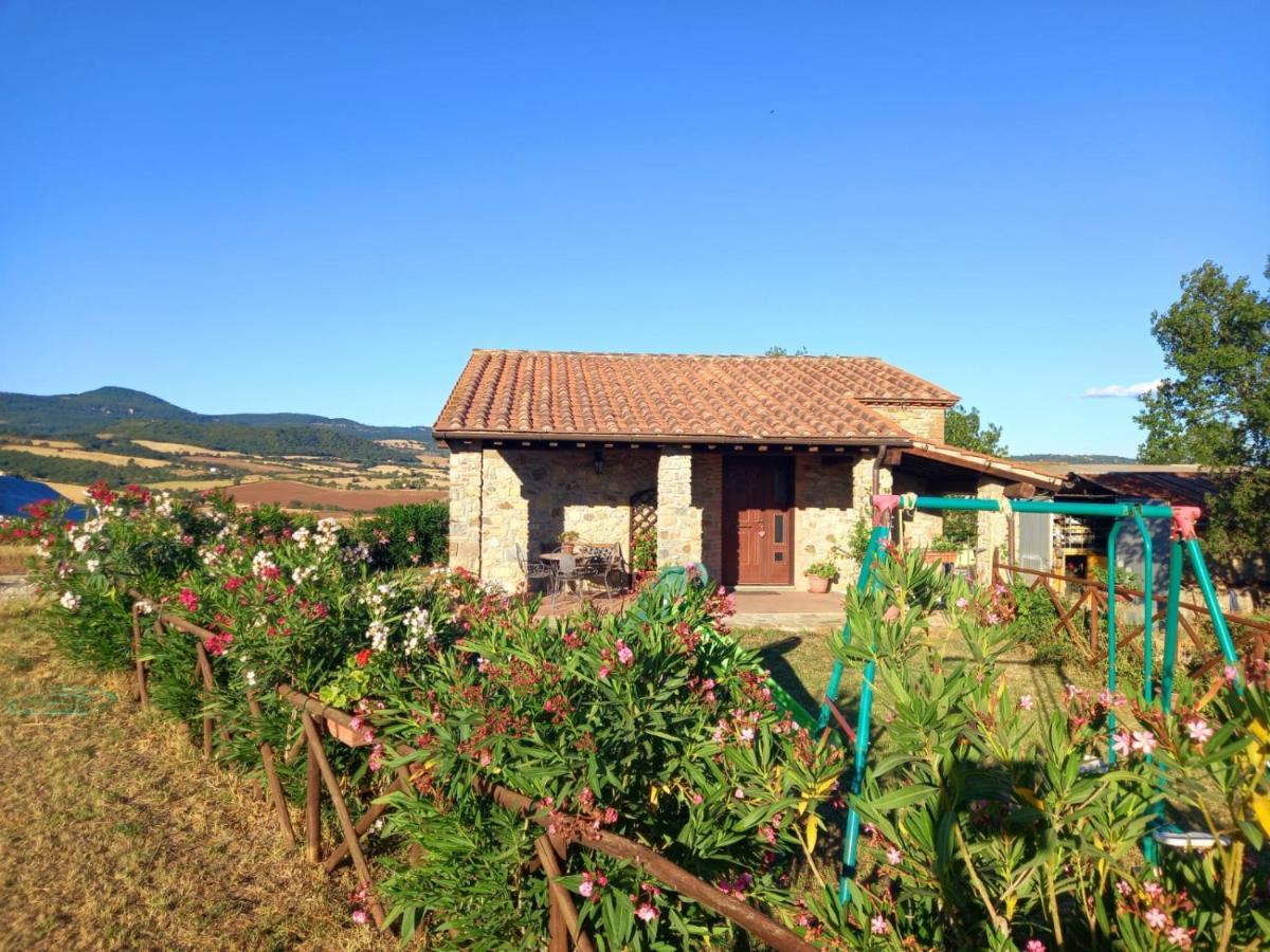 Agriturismo La Casina Saturnia Bagian luar foto